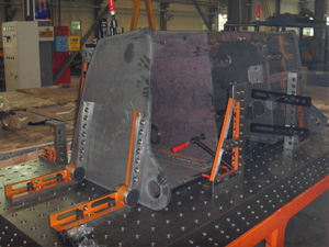 專業(yè)三維柔性焊接工裝平臺 專業(yè)三維柔性焊接工裝平臺